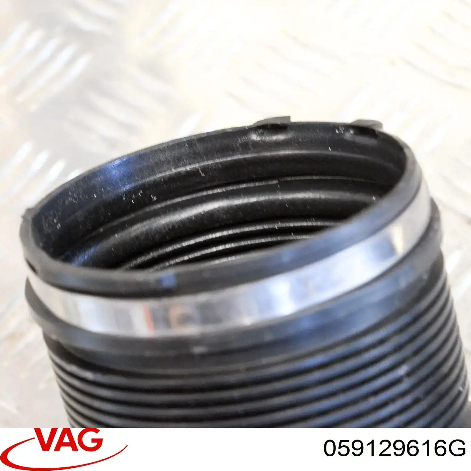 Гофра расходомера воздуха VAG 059129616G цена, от 19.09 USD