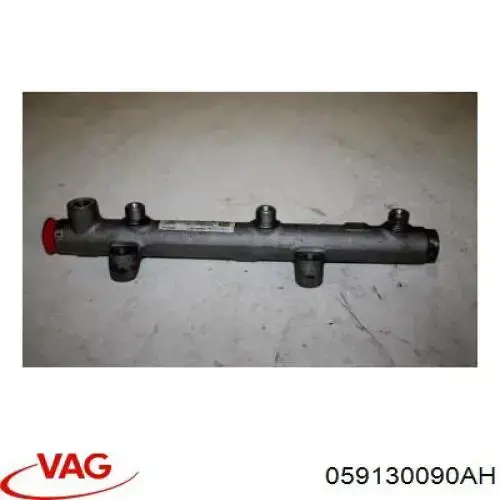 Купить 059130090AH VAG Распределитель топлива (рампа) правый
