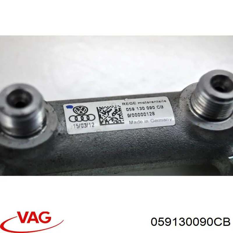Купить 059130090CB VAG Распределитель топлива (рампа) правый