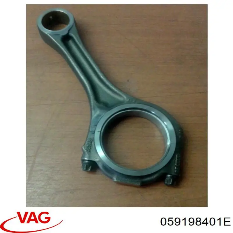 059198401E VAG Шатун двигателя