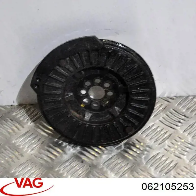 Шкив коленвала (демпфер) VAG 62105253 цена, от 676.02 USD