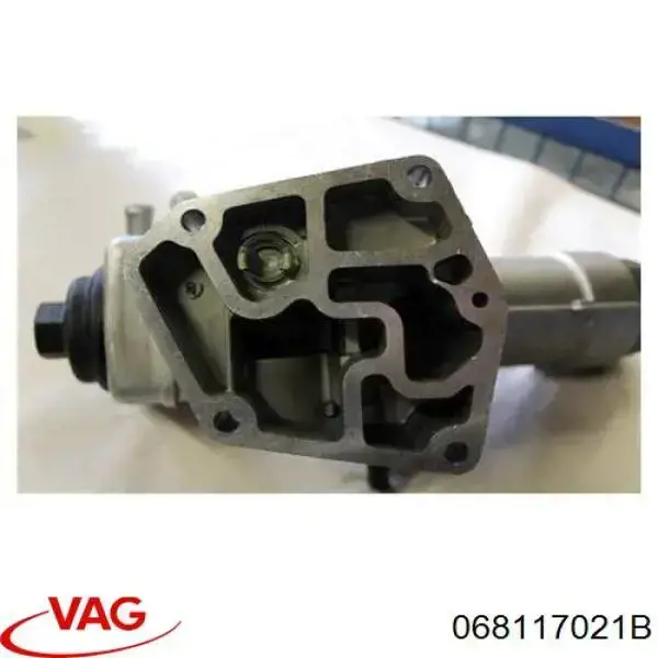 Купить 068117021B VAG Радиатор масляный (холодильник), под фильтром
