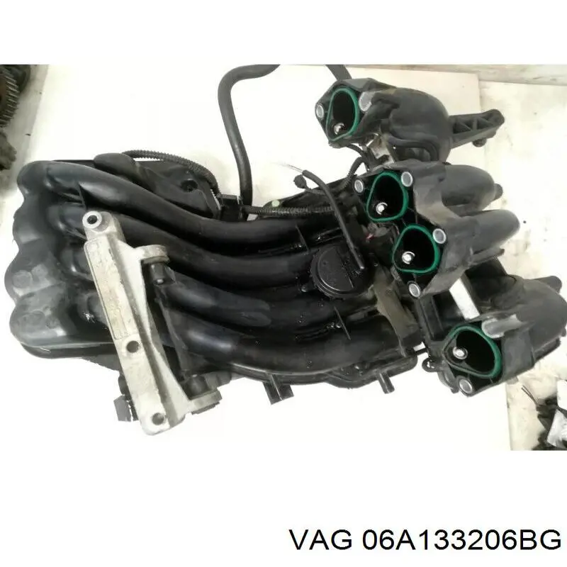 06A133206BG VAG Коллектор впуск нижний