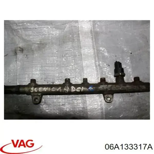 Распределитель топлива (рампа) VAG 06A133317A цена, от 6.33 USD