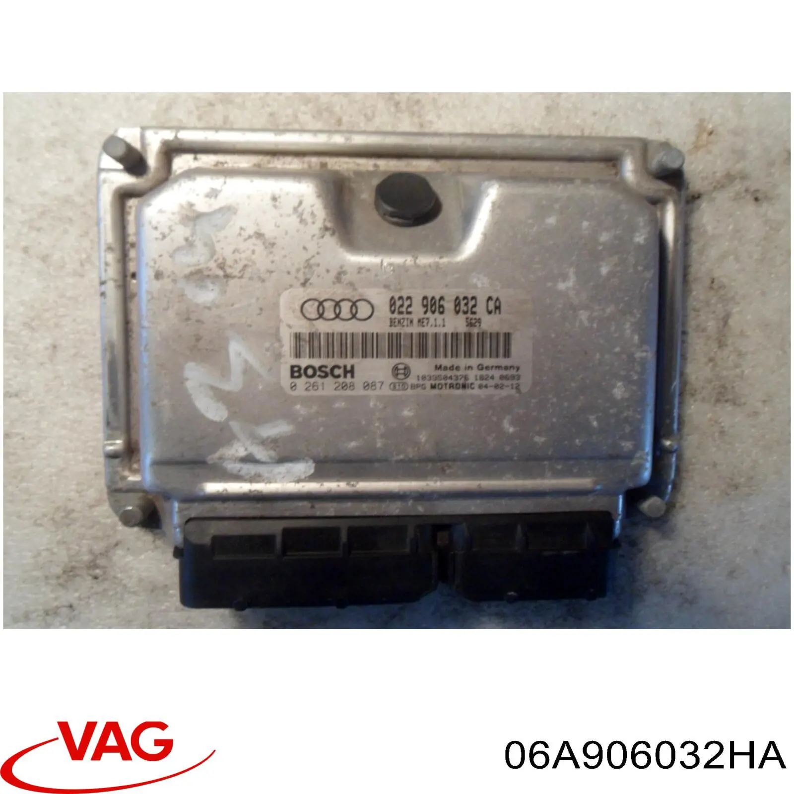 Купить 06A906032QJ VAG Электронный блок управления двигателем
