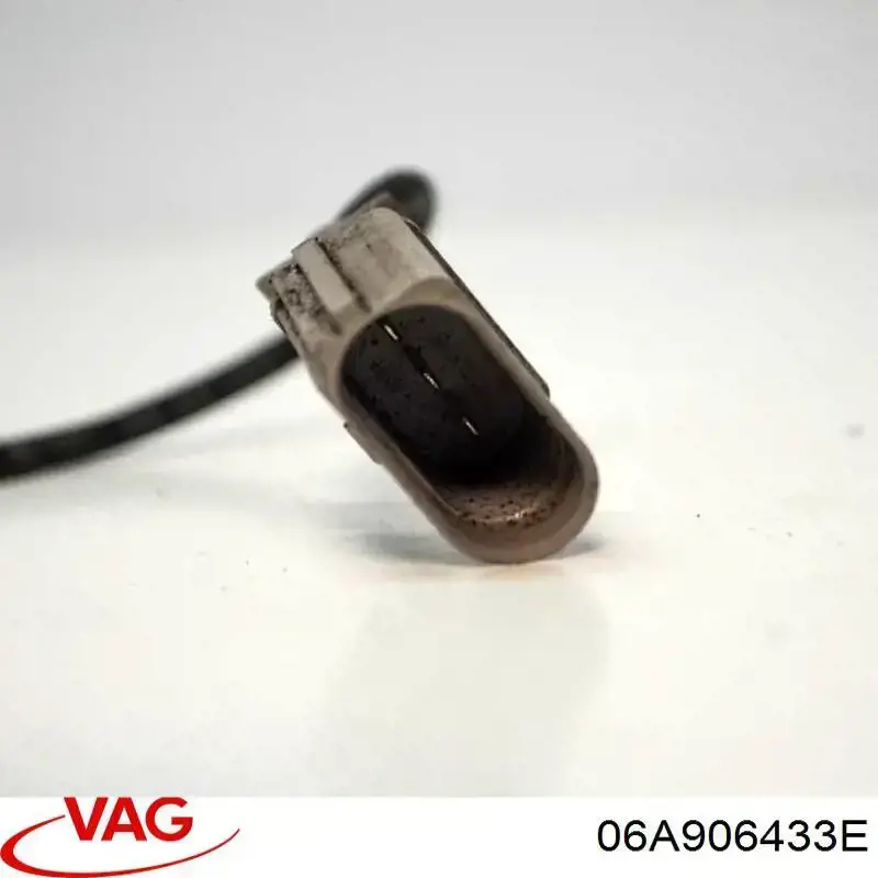 Датчик коленвала 06A906433E VAG