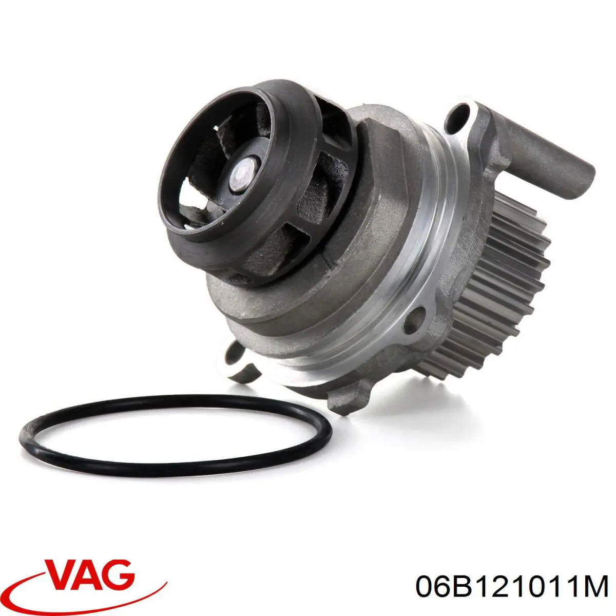 06B121011M VAG Насос водяной