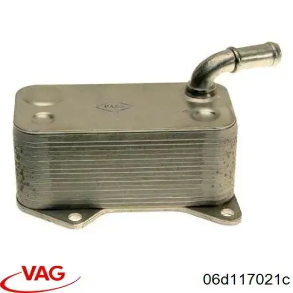 Радиатор масляный (холодильник), под фильтром VAG 06D117021C
