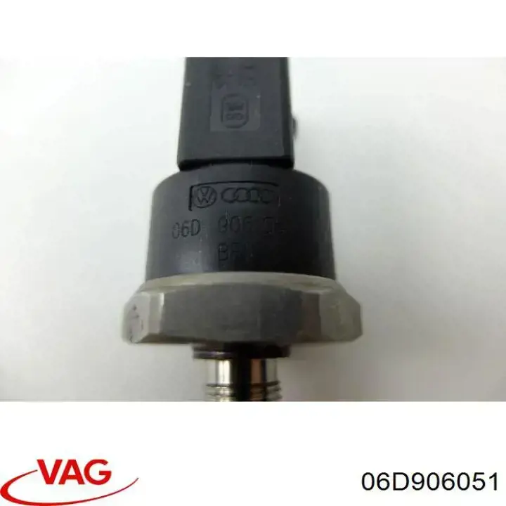 Датчик давления топлива VAG 06D906051