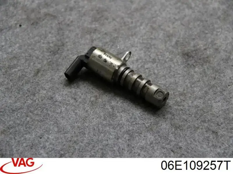 Клапан фазорегулятора 06E109257T VAG
