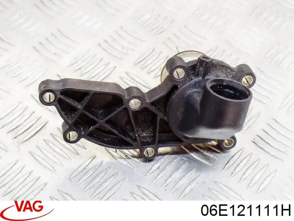 Термостат в корпусе VAG 06E121111H цена, от 39.44 USD