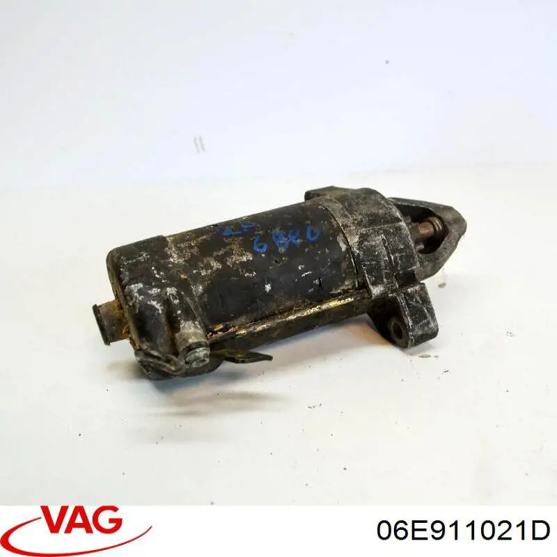 Стартер 06E911021D VAG