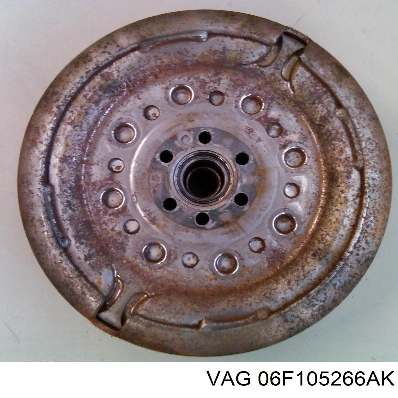 Маховик двигателя VAG 06F105266AK цена, от 1164.17 USD