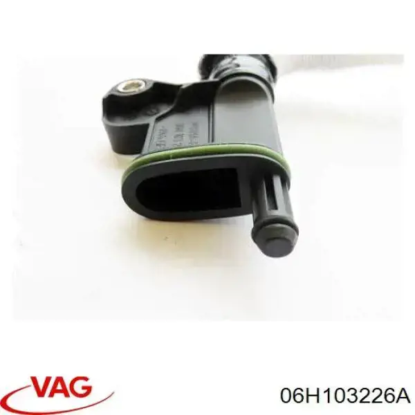 Патрубок вентиляции картерных газов 06H103226A VAG