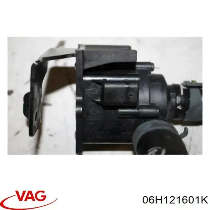 06H121601K VAG bomba de água (bomba de esfriamento, adicional elétrica)