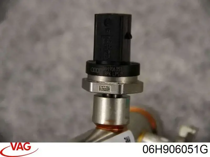 261230392 Bosch датчик давления топлива