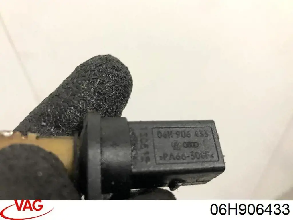 Датчик положения коленчатого вала VAG 06H906433 цена, от 12.67 USD