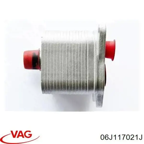 Радиатор масляный холодильник VAG 06J117021J