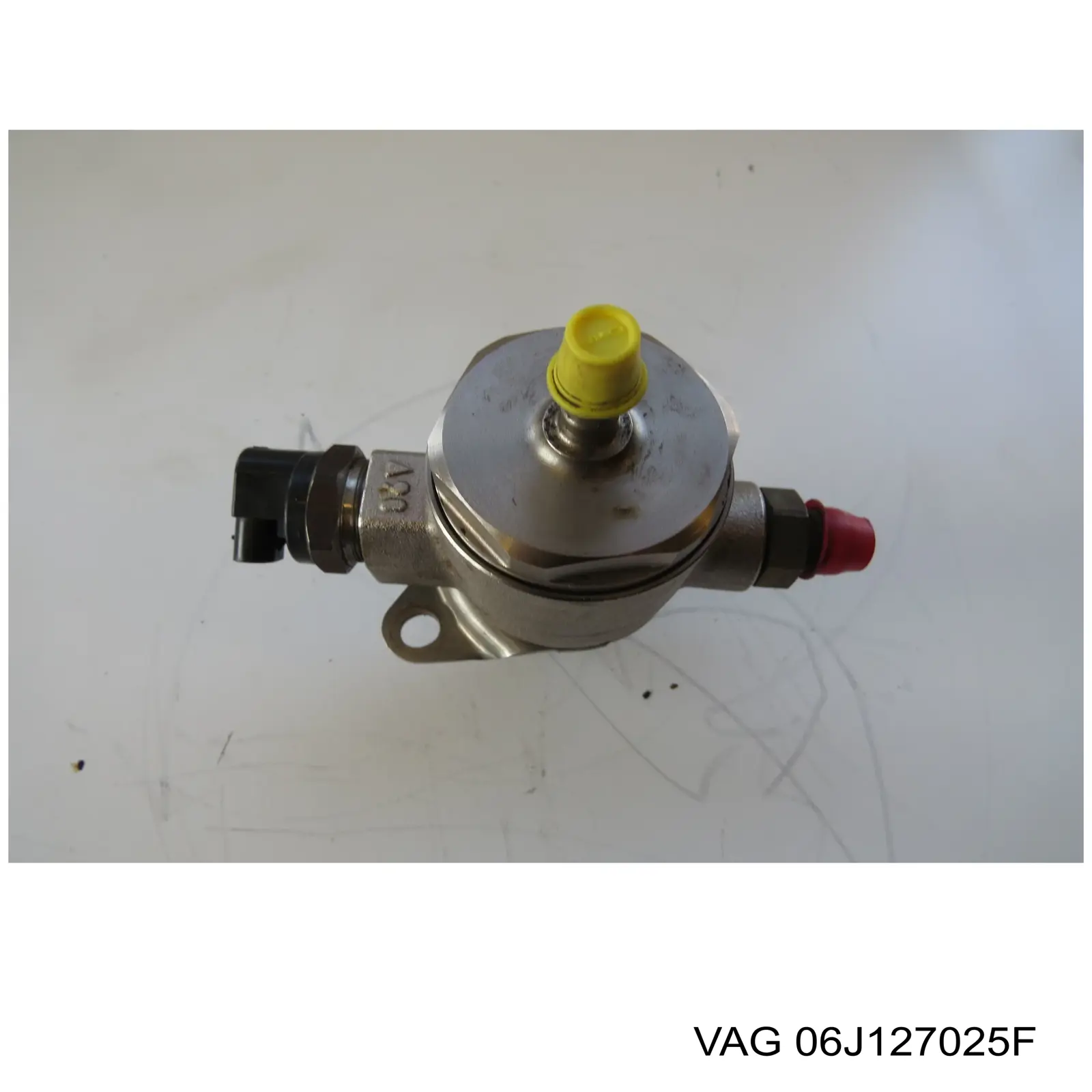 Bomba de combustível de pressão alta VAG 06J127025F preço, a partir de 144,07 USD