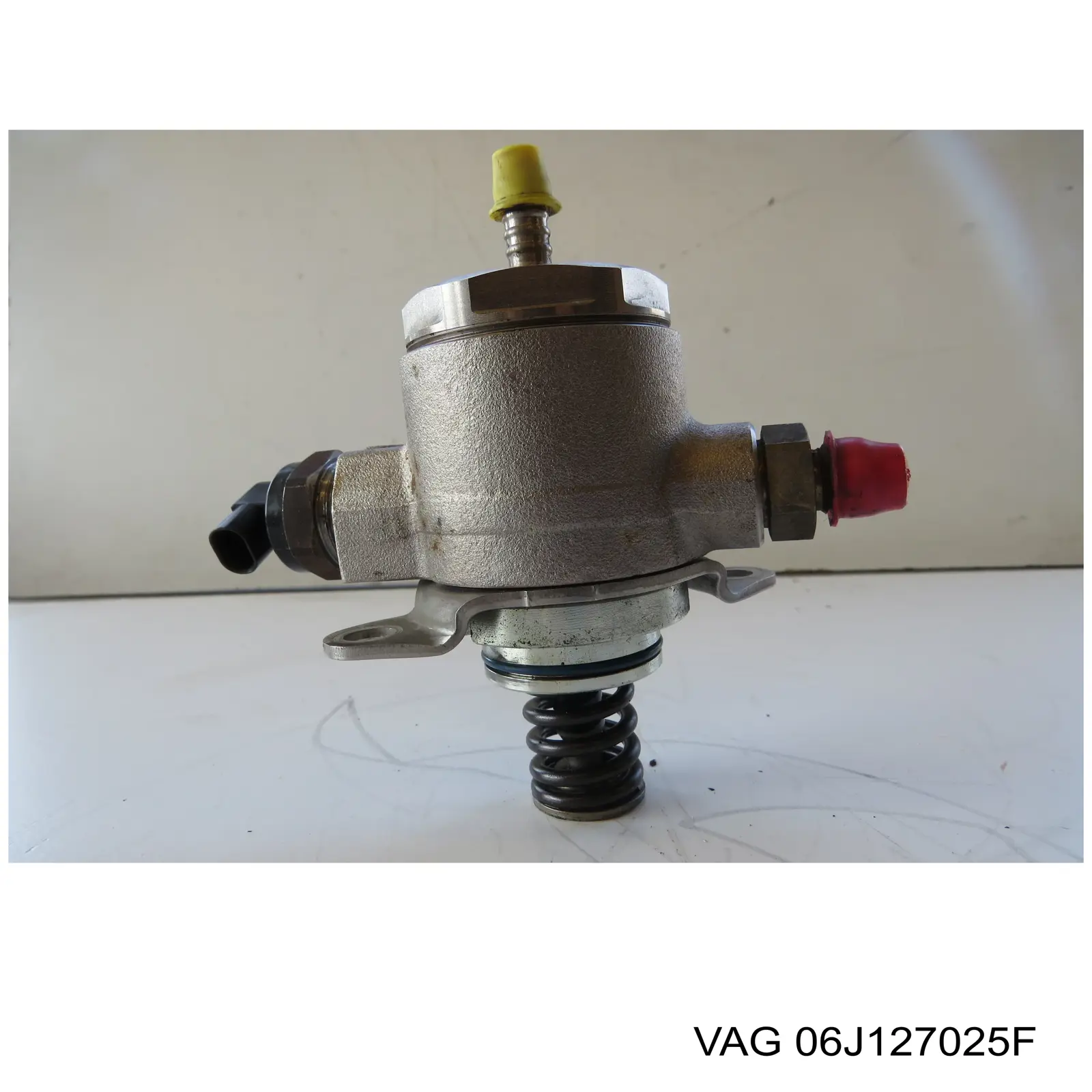 Bomba de combustível de pressão alta 06J127025F VAG