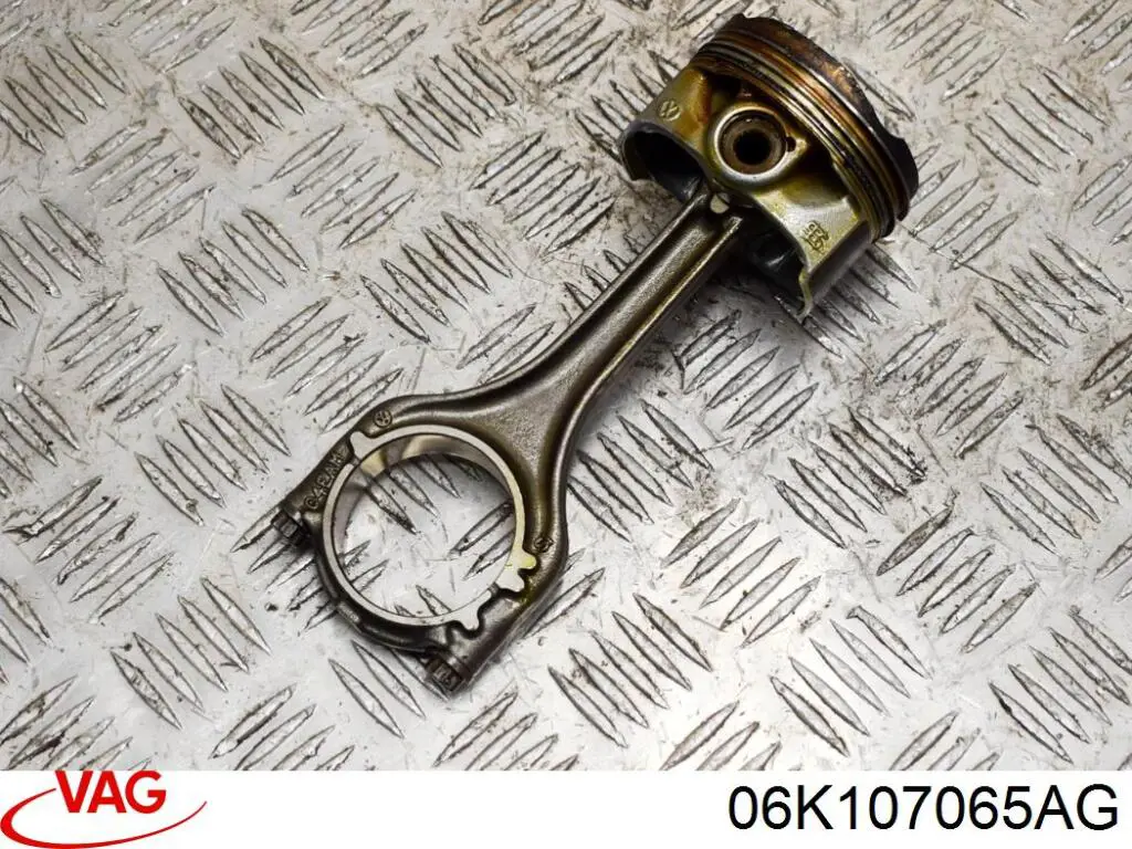 Поршень на 1 цилиндр 06K107065AG VAG