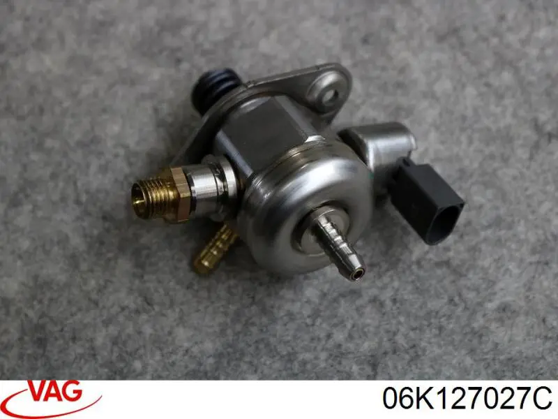 Насос топливный высокого давления (ТНВД) Vika 11271703901 цена, от 139.45 USD