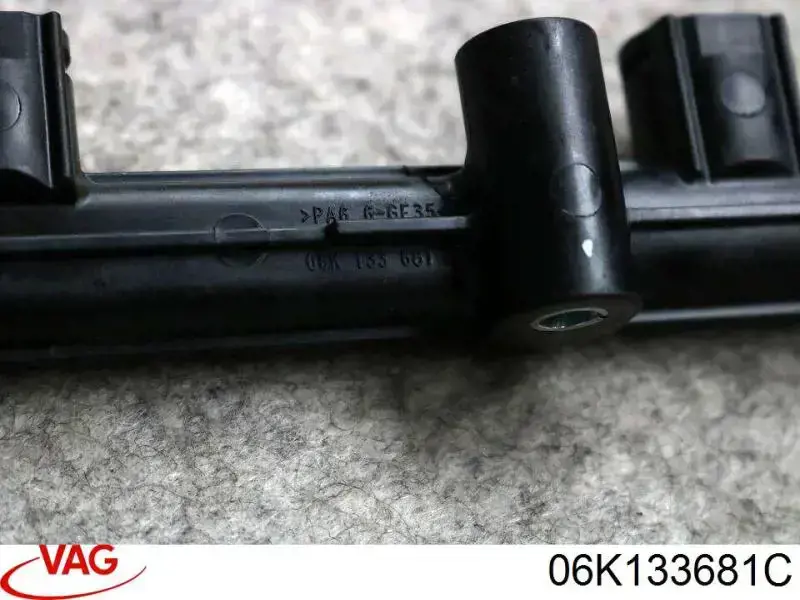 Купить 06K133681C VAG Распределитель топлива (рампа)