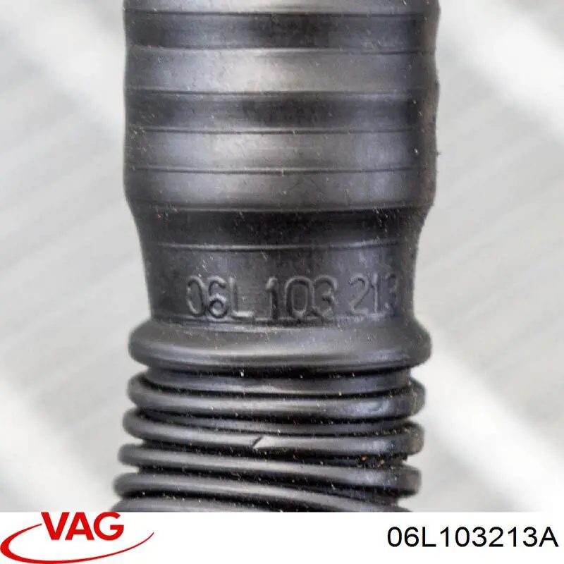 Патрубок вентиляции картерных газов 06L103213T VAG