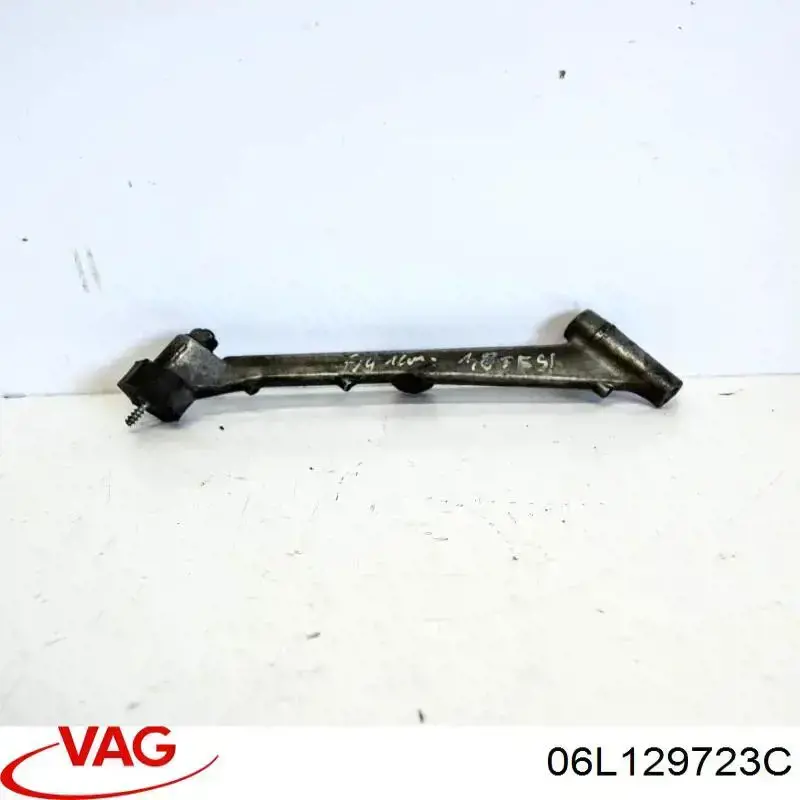 Кронштейн впускного коллектора 06L129723C VAG