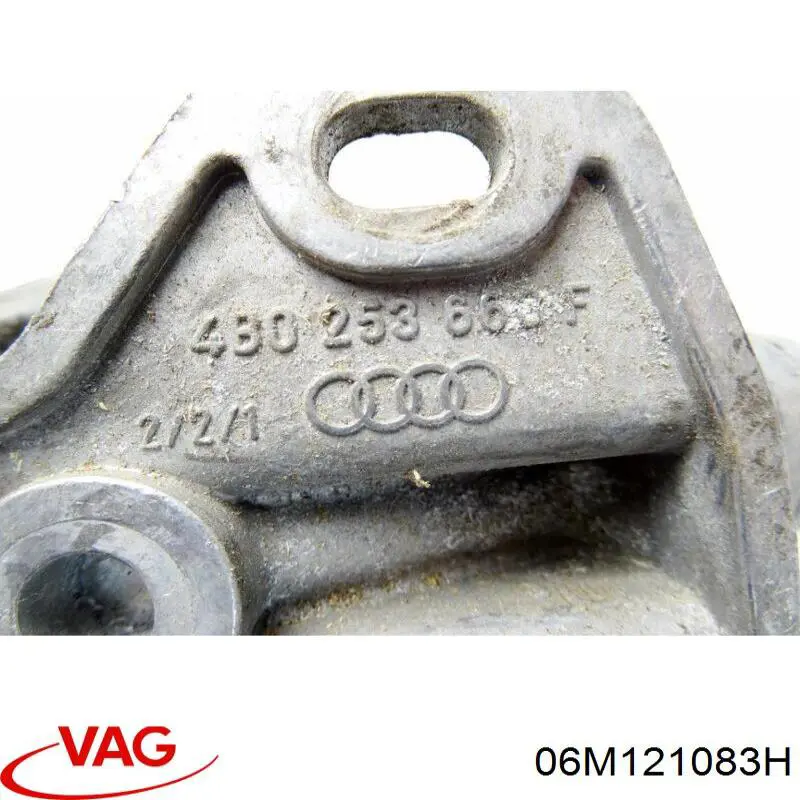 Шланг (патрубок) жидкостного охлаждения турбины, обратка VAG 06M121083H цена, от 44.34 USD