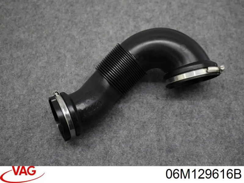 Патрубок воздушный, выход воздушного фильтра VAG 06M129616B цена, от 31.67 USD