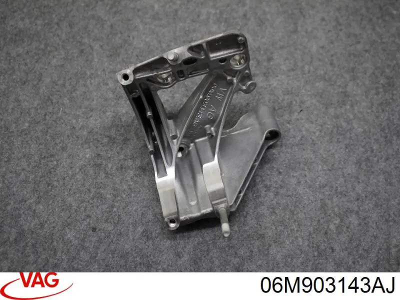 Купить 06M903143AG VAG Кронштейн генератора
