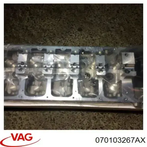 070103267AX VAG Головка блока цилиндров