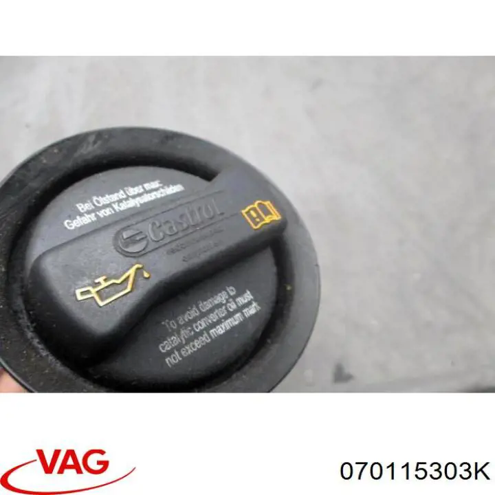 Горловина маслозаливная 070115303K VAG
