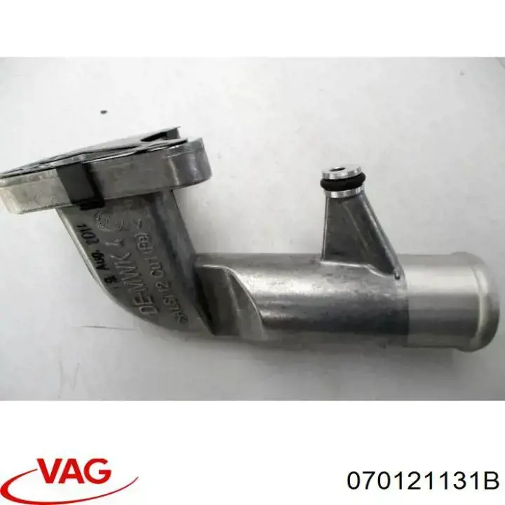 Купить V105860 VEMO/Vaico Фланец охлаждающей жидкости