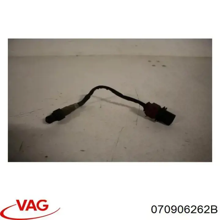 Датчик кислорода до катализатора 070906262B VAG