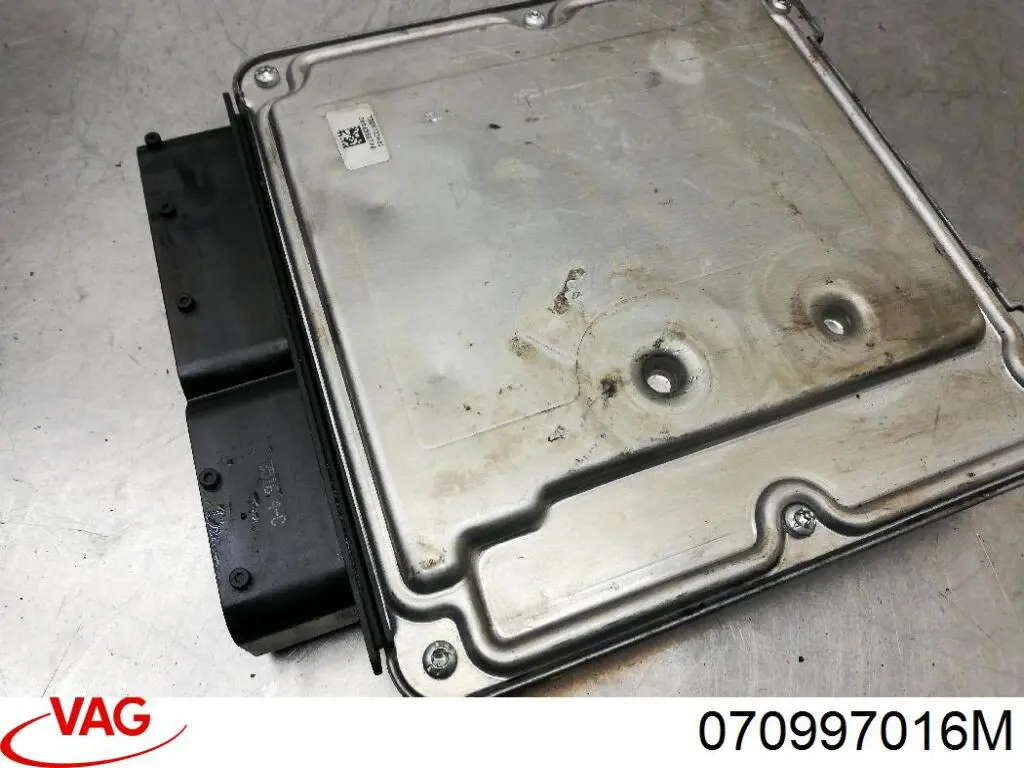 ЭБУ двигателем VAG 070997016M цена, от 90.86 USD