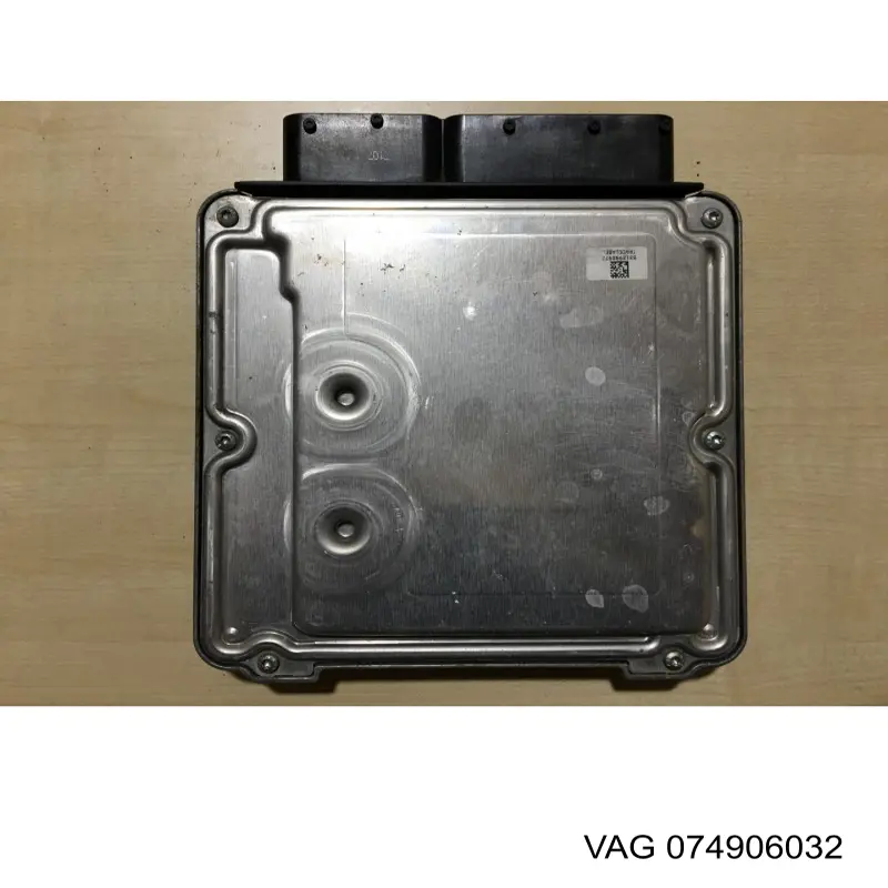 Купить 074906032 VAG Электронный блок управления двигателем