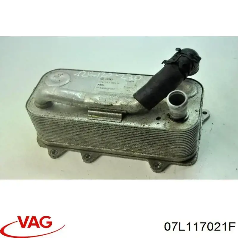 Купить 07L117021F VAG Масляный радиатор охлаждения АКПП