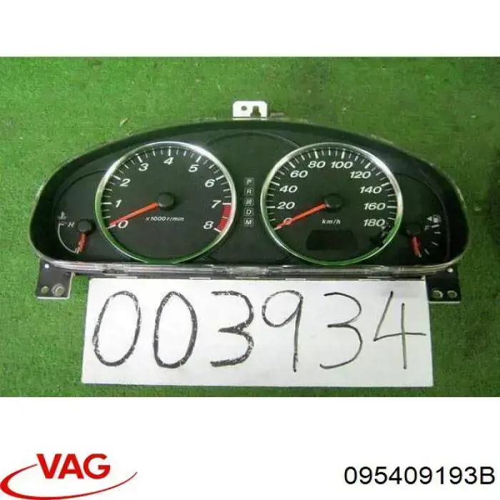 Направляющая ведомой шестерни спидометра 095409193B VAG