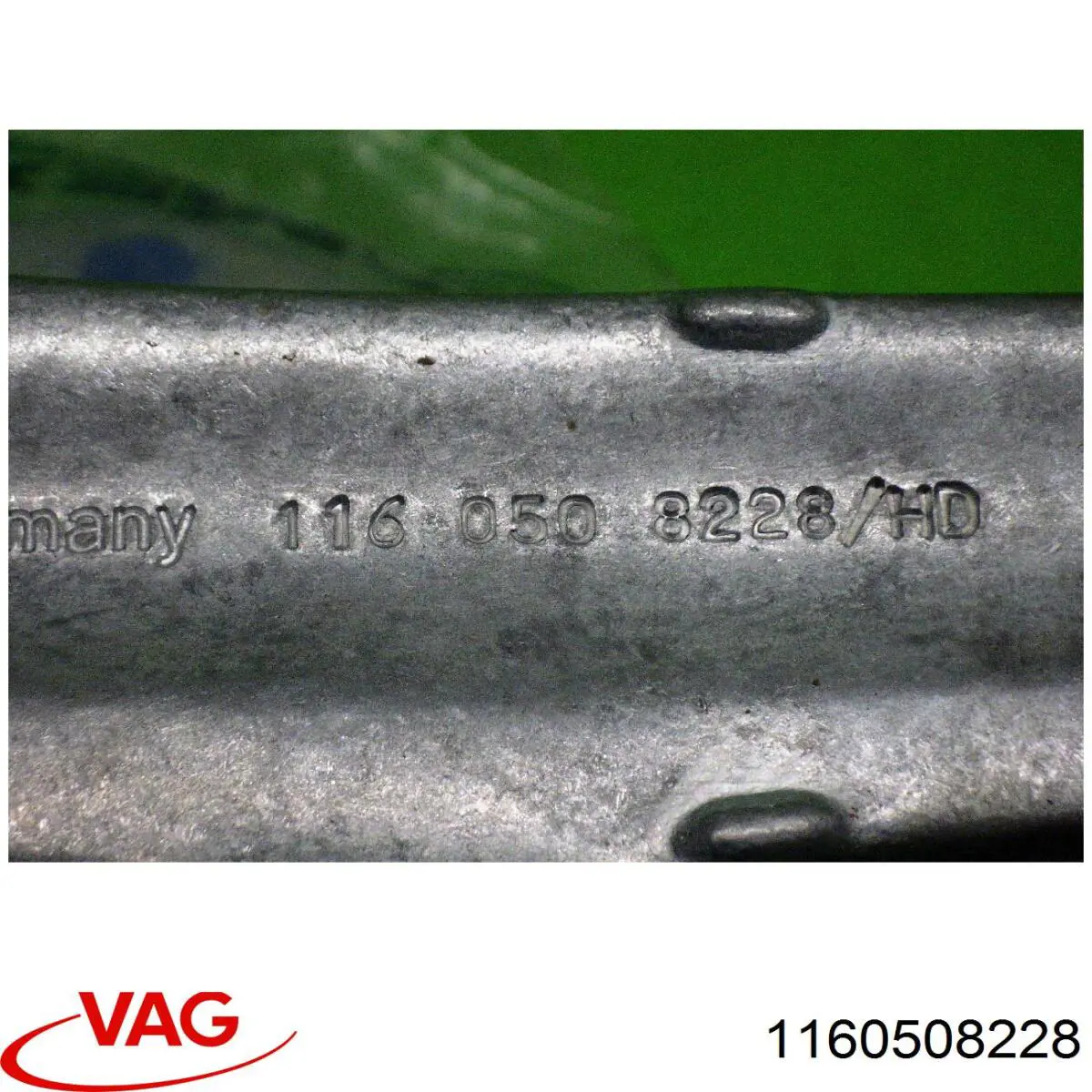 1160508228 VAG Рычаг передней подвески нижний, левый/правый