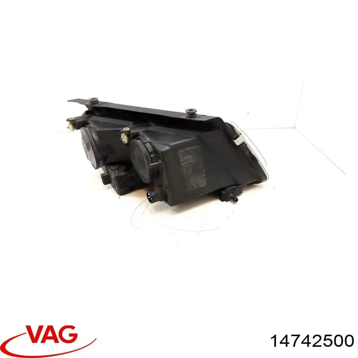 Купить 14742500 VAG Фара левая передняя