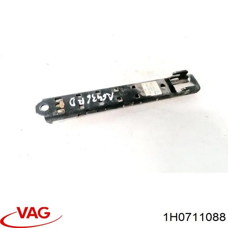 1H0711088 VAG 