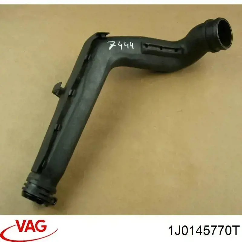 Патрубок интеркулера 1J0145770T VAG