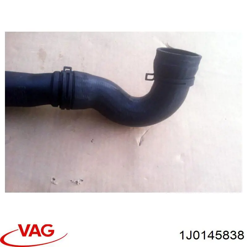 1J0145838 VAG Патрубок воздушный, выход из компрессора (наддув)