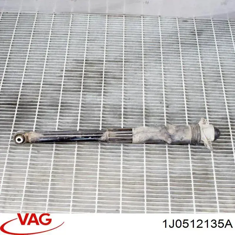 Купить 1J0512135A VAG Крышка опоры амортизатора заднего