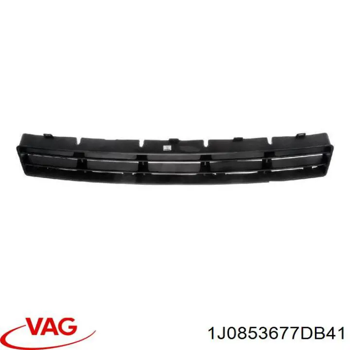  Решетка бампера переднего центральная Volkswagen Golf 4