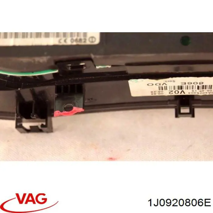 Приборная доска VAG 1J0920806E