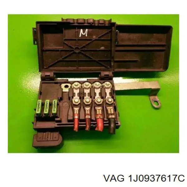 Блок предохранителей 1J0937617C VAG