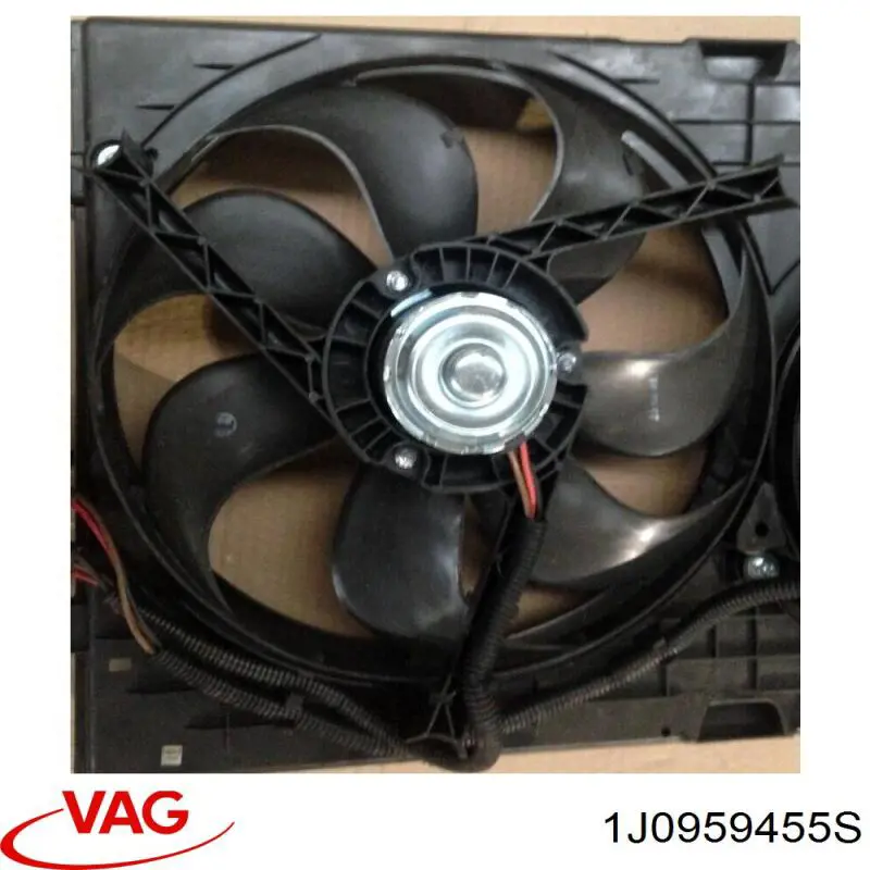Вентилятор (крыльчатка) радиатора охлаждения VAG 1J0959455S